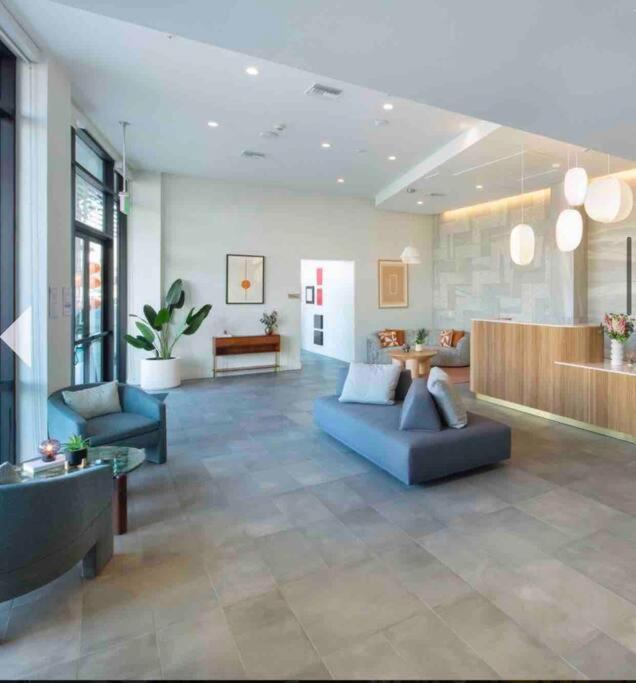 Relax On Wilshire With A View Apartment ลอสแอนเจลิส ภายนอก รูปภาพ